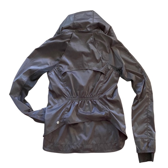 LIKE NEW! Lululemon Lightweight Jacket - Picture 3 of 5